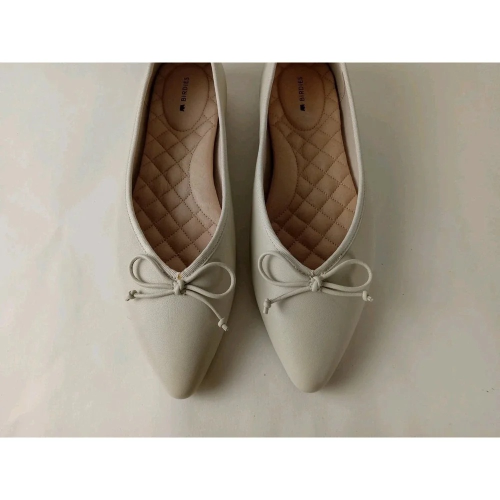 Birdies Womens Size 9 Goldfinch Ecru Off White‎ Pointed Toe Flats Leather